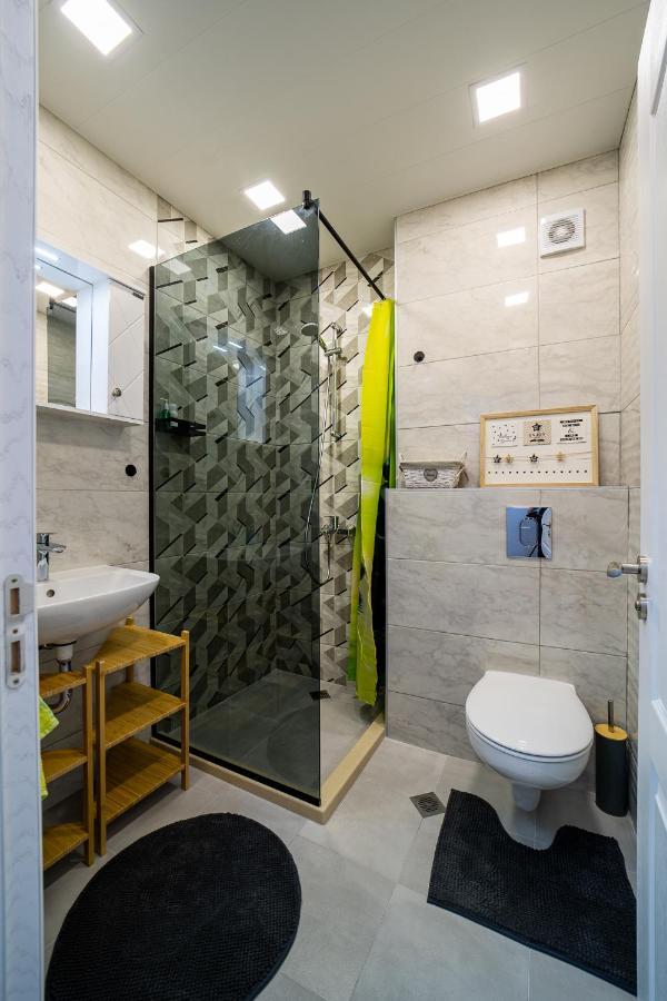Sky Academic Apartment Varna Luaran gambar